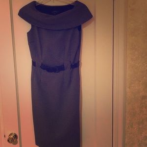Tahari Slim Elegant Dress